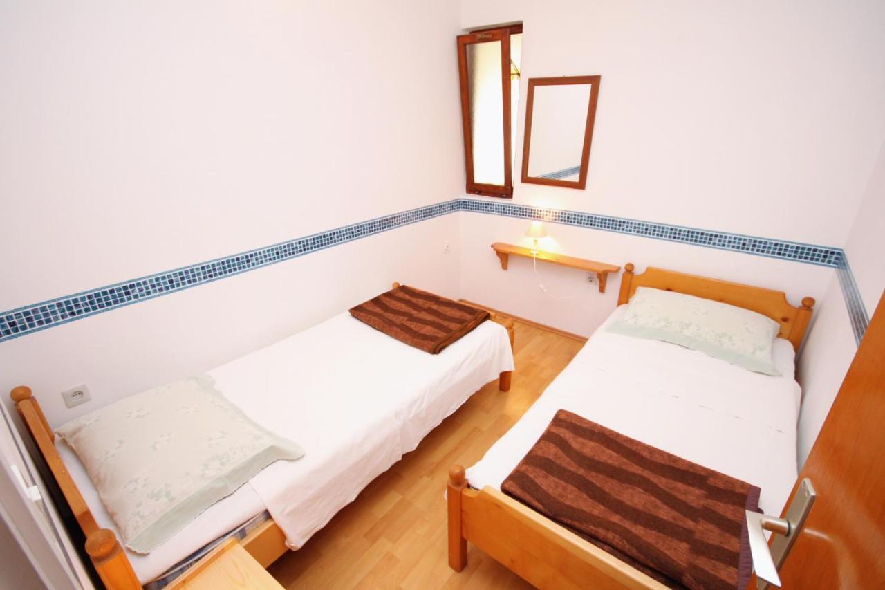 Apartments By The Sea Jezera, Murter - 5063 Екстериор снимка