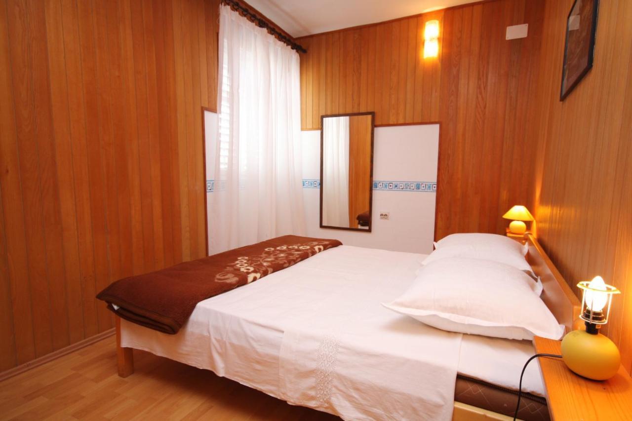 Apartments By The Sea Jezera, Murter - 5063 Екстериор снимка