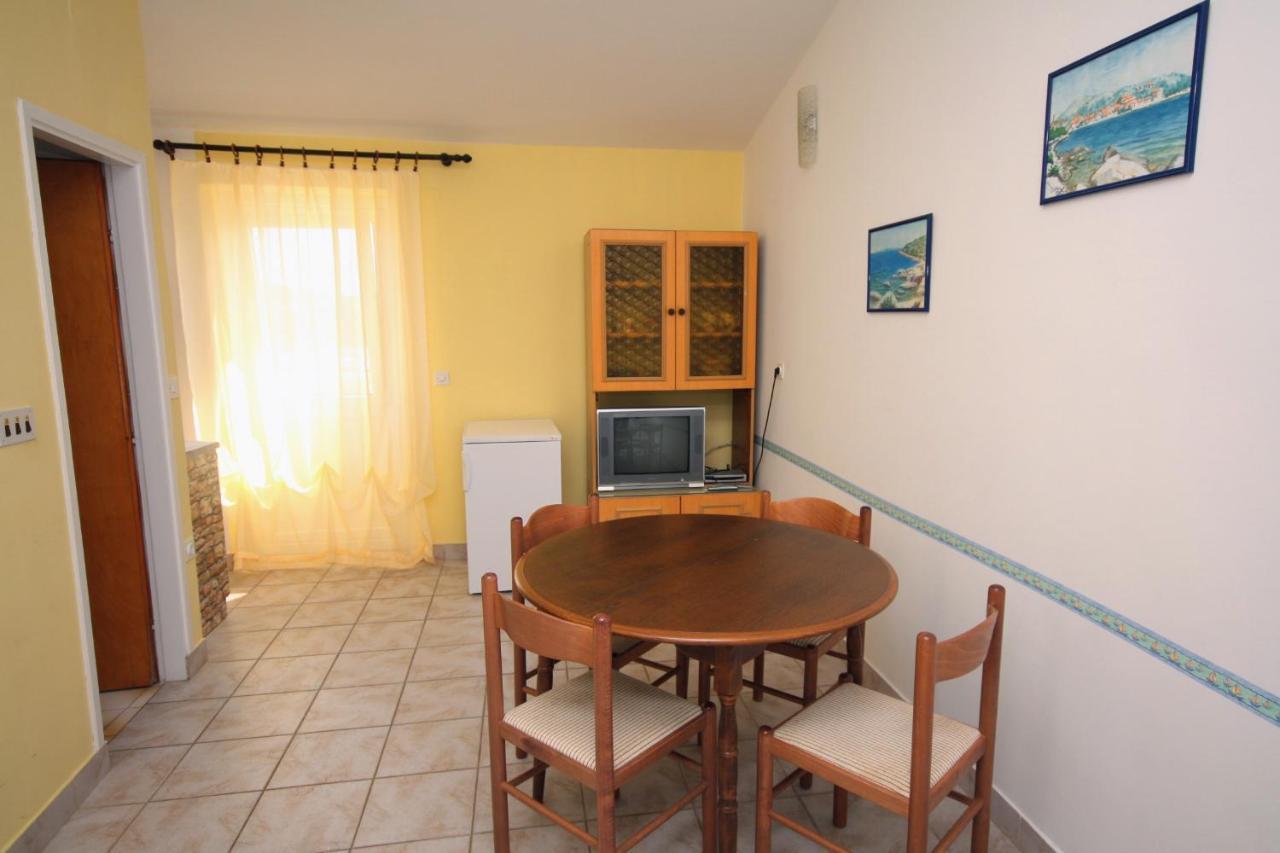 Apartments By The Sea Jezera, Murter - 5063 Екстериор снимка